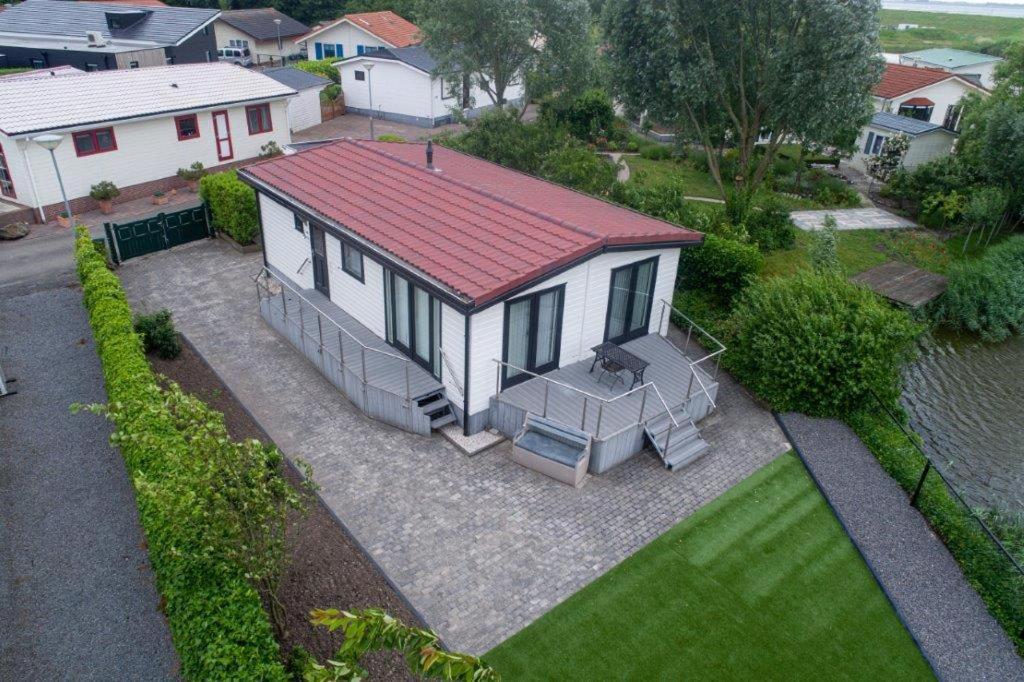 Chalet Esra 190 Sint Annaland Exterior photo