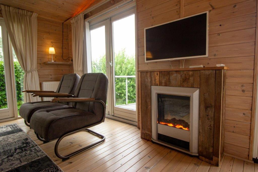 Chalet Esra 190 Sint Annaland Exterior photo
